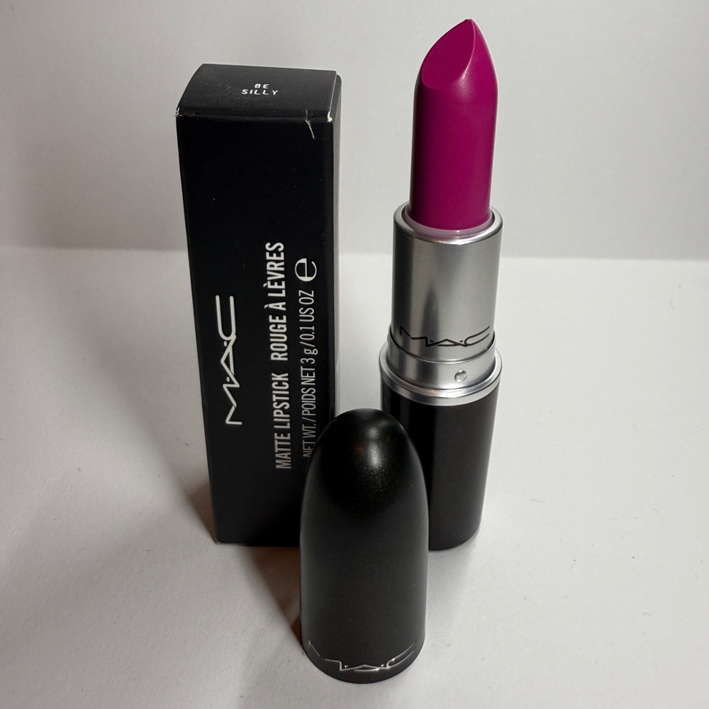 MAC Cosmetics LE Be Silly Matte Finish lipstick